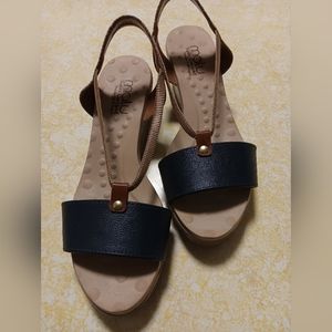 Malu Sandals